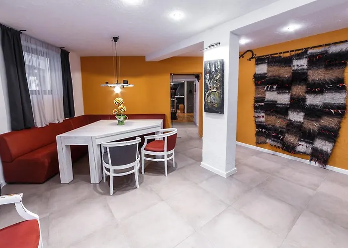 Monastery 2 Aparthotel Pamporovo